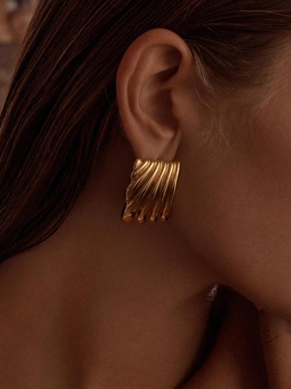 #2: أقراط Zagora Sunnie المتدلية المطلية بالذهب عيار 24 قيراطًا - أصفر + ذهبي