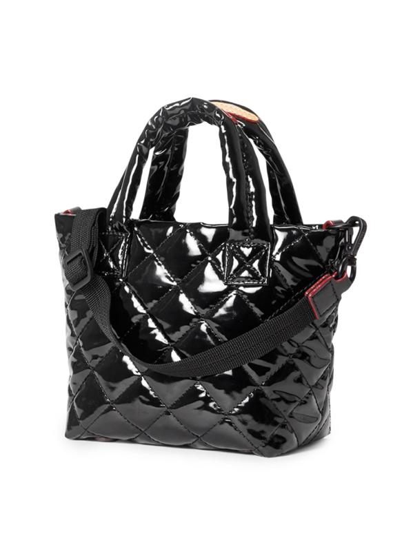 #3: حقيبة Petite Metro Deluxe مبطنة بالجلد اللامع والنايلون - أسود