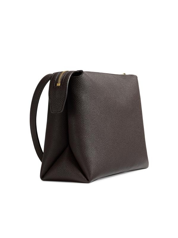 【VIP】KHAITE LINA ミディアム クロスボディバッグ Lina Crossbody Bag in Black Pebbled Leather – KHAITE