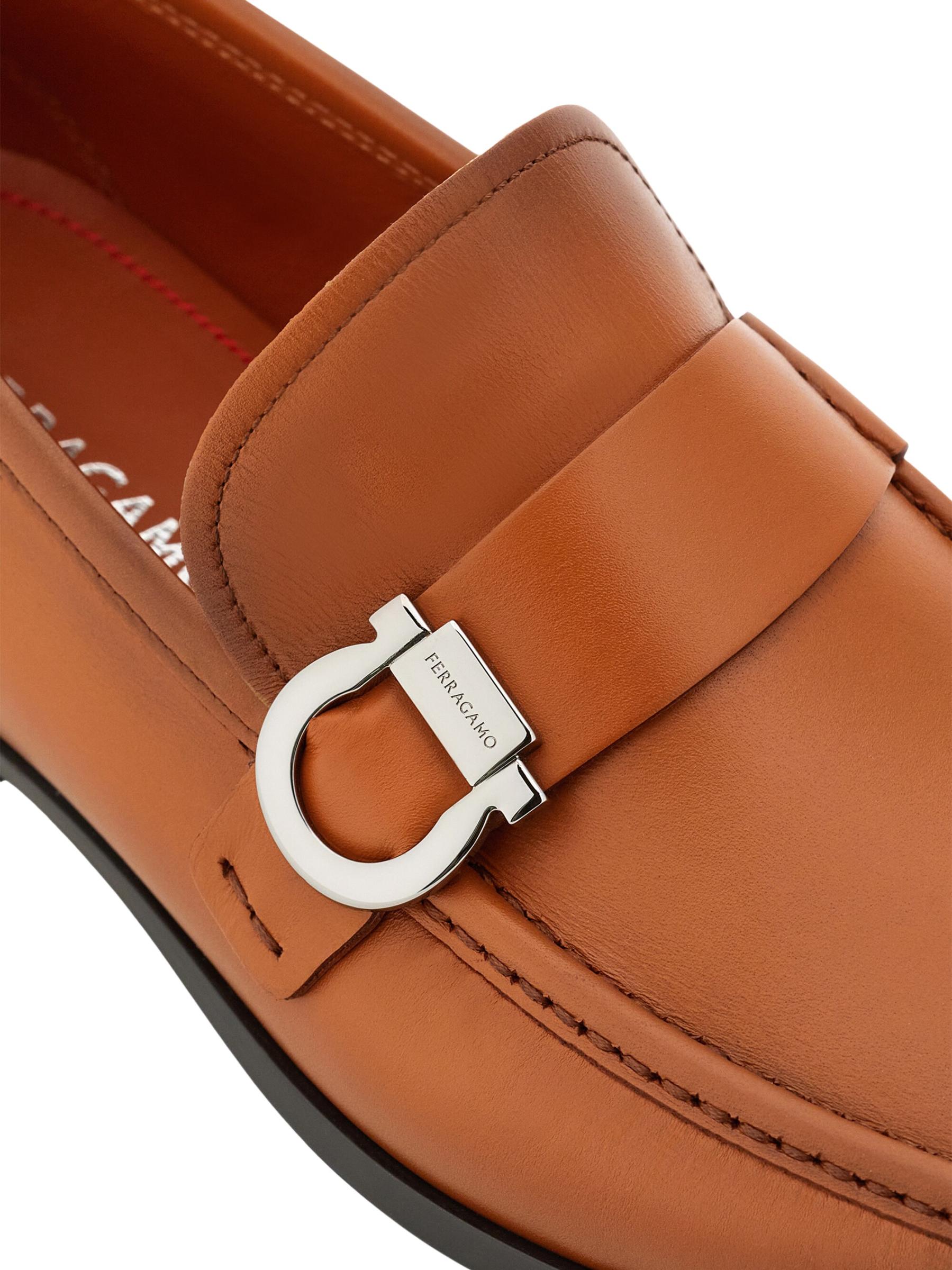 Salvatore Ferragamo】未使用フェラガモ ガンチーニローファー