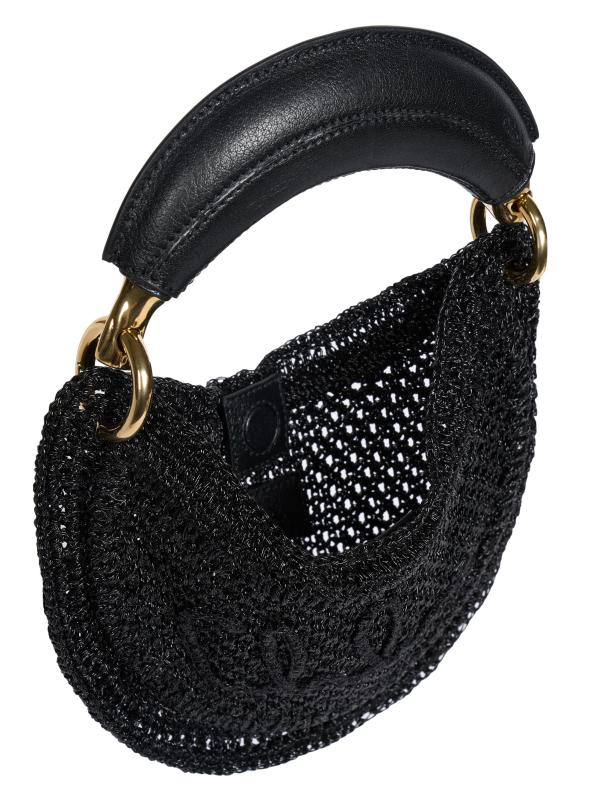 #3: حقيبة صغيرة صيفية من الكروشيه اللامع على شكل موز - أسود