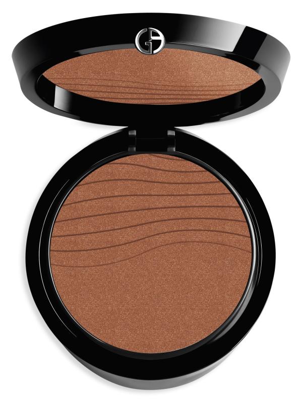 بودرة لومينوس سيلك جلو لتثبيت البشرة