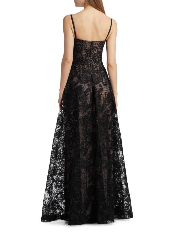 #4: فستان دانتيل مطرّز على شكل حرف A - أسود