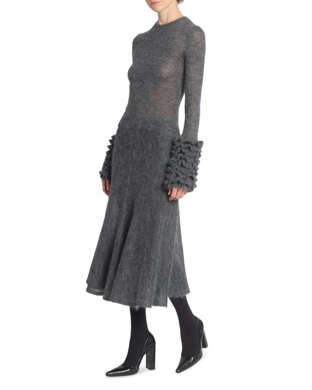 #6: سترة بأساور مكشكشة من مزيج الموهير - جريس تشاين