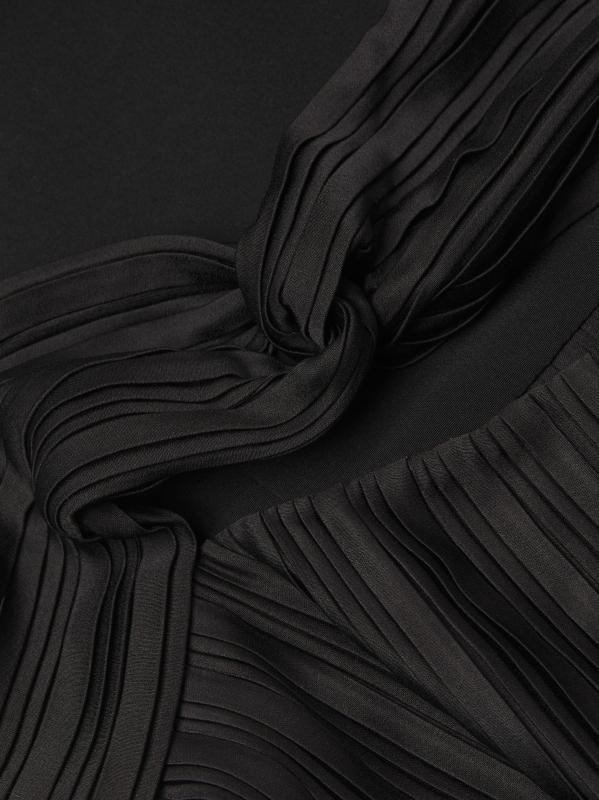 #5: جمبسوت ميريام بفتحة مطوية - أسود