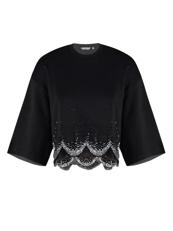 بلوزة من القطن بحافة صدفية مطرزة