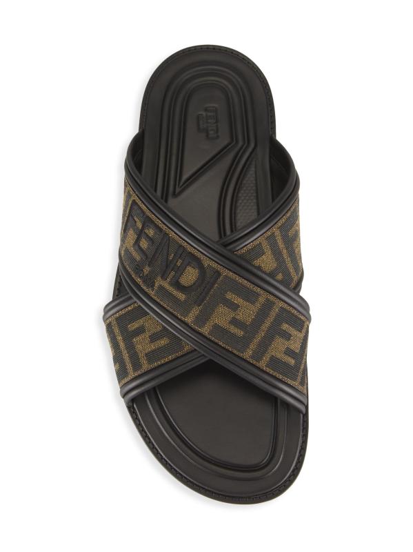 #5: صندل بشعار FF بحزام متقاطع - التبغ الأسود