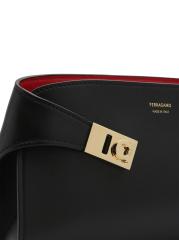 ショルダーバッグ・ポシェット FERRAGAMO FW25 (785988 220965006) FERRAGAMO Ferragamo フェラガモ ショルダーバッグ レディース