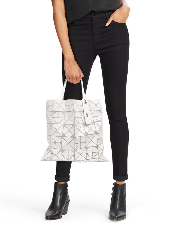 Bao Bao Issey Miyake - 遊び心のあるフォント・トートバッグ を