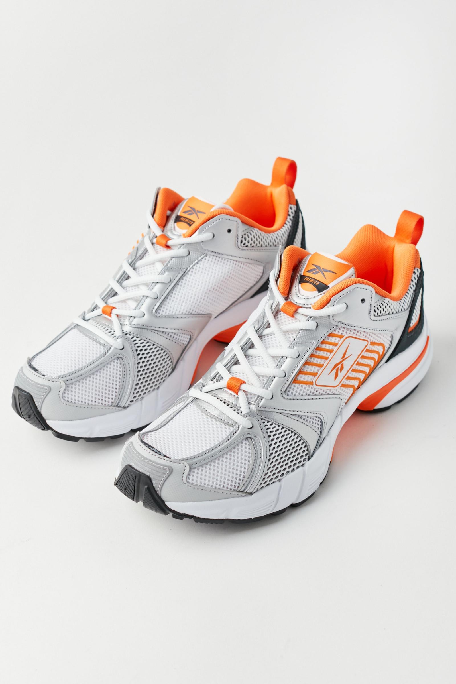  Urban Outfitters Singapore