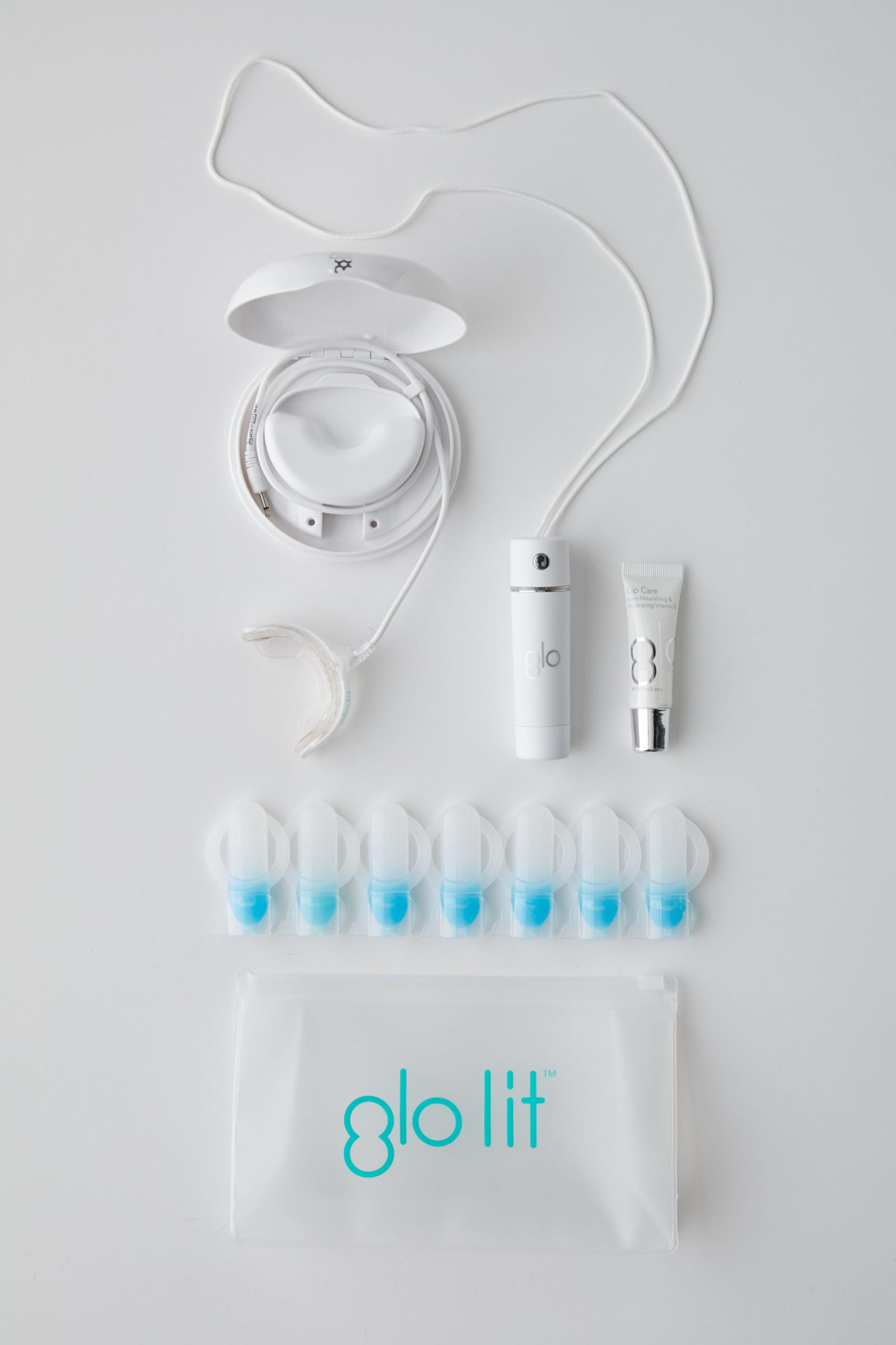 GLO Science GLO Lit Bluetooth Teeth Whitening Kit 어반 아웃피터스 코리아