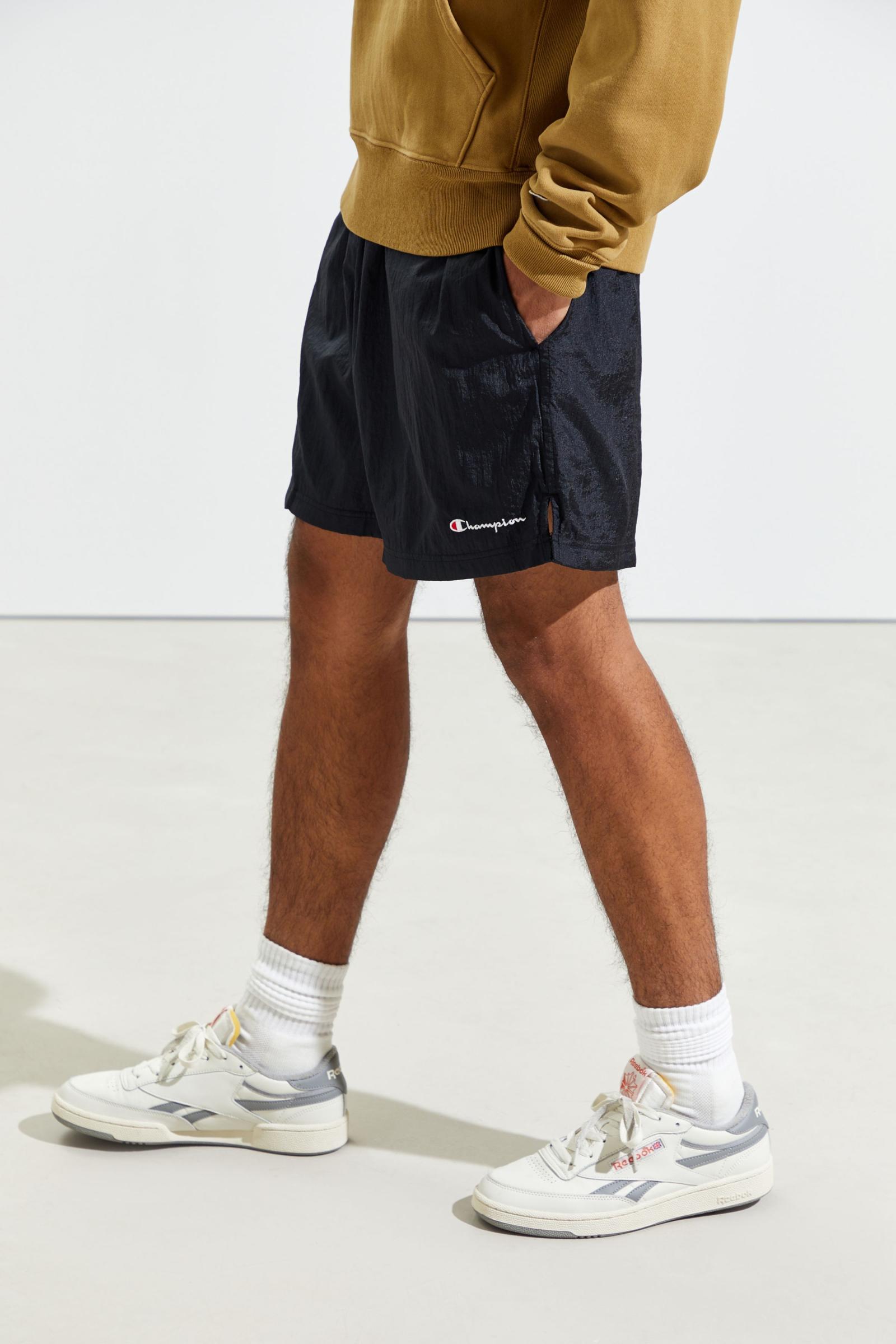 Champion UO Exclusive Nylon Short Urban Outfitters 日本