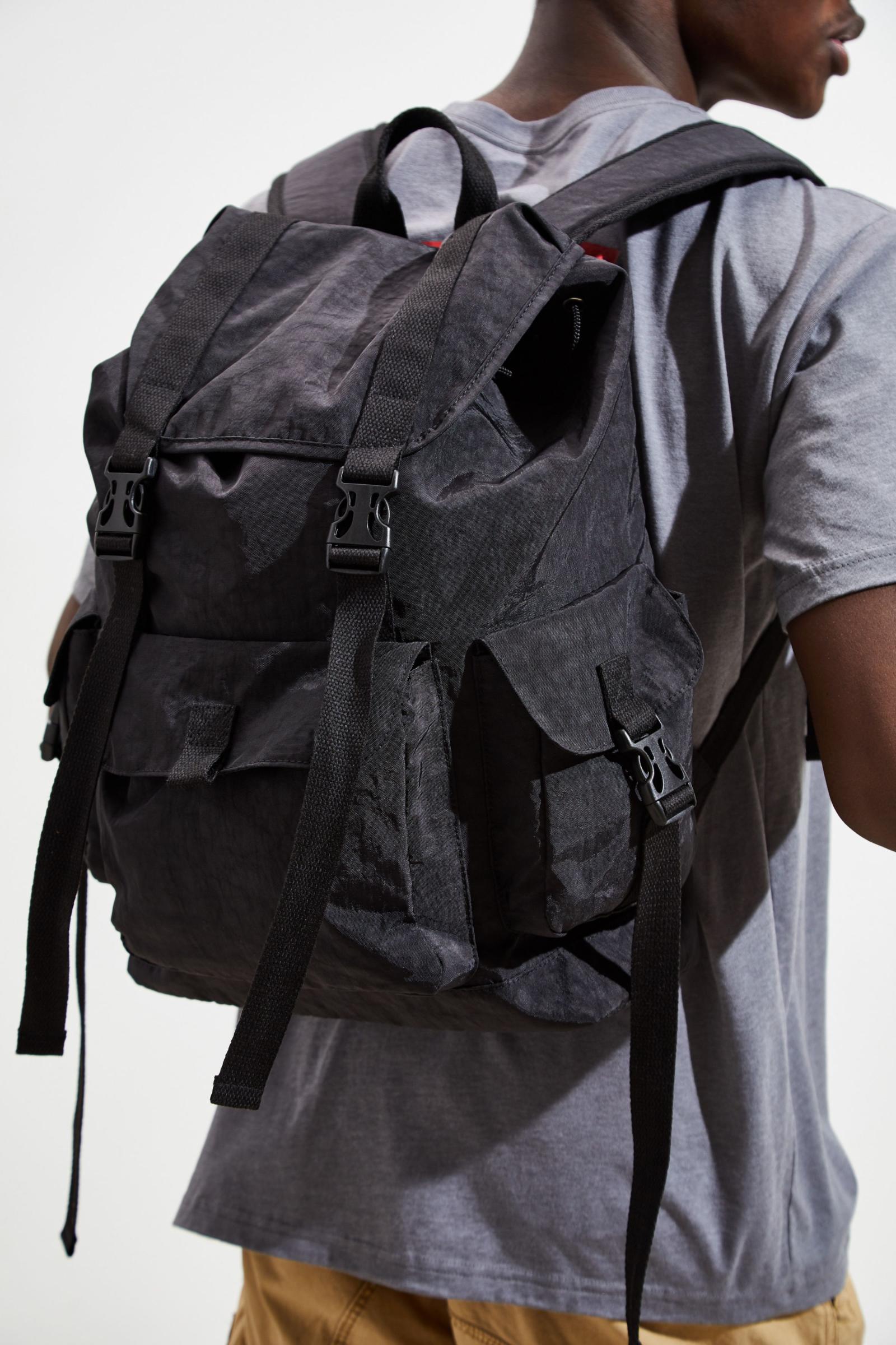 UO Utility Backpack 어반 아웃피터스 코리아