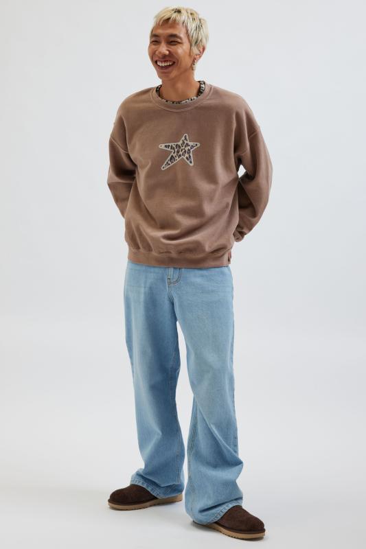 スウェット・トレーナー BARBA 14290 Sweatshirts Sweaters Copper Cheetah Print Star Crew Neck Sweatshirt | Urban Outfitters