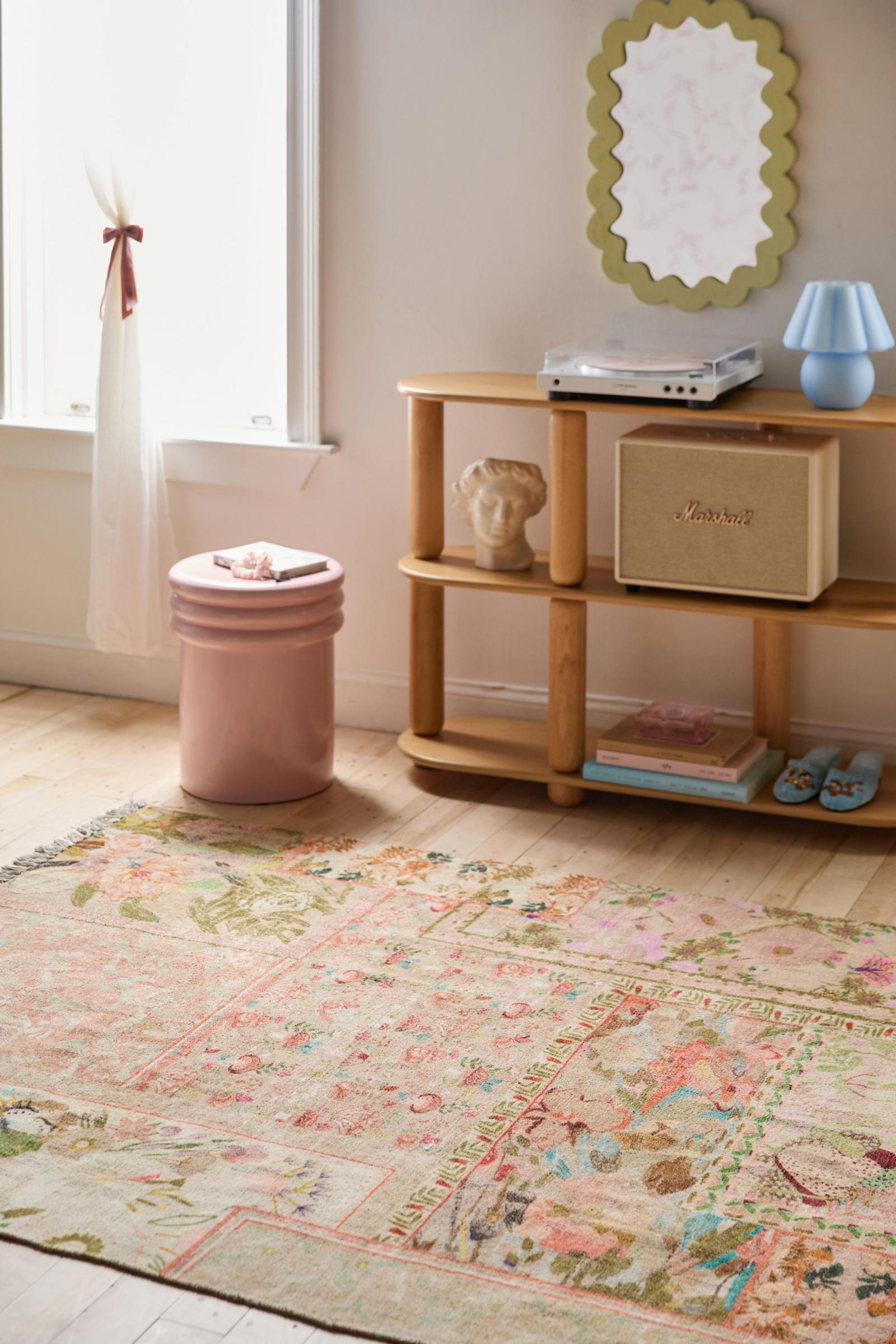 urban outfitters 花柄ラグ 61cm x 244cm