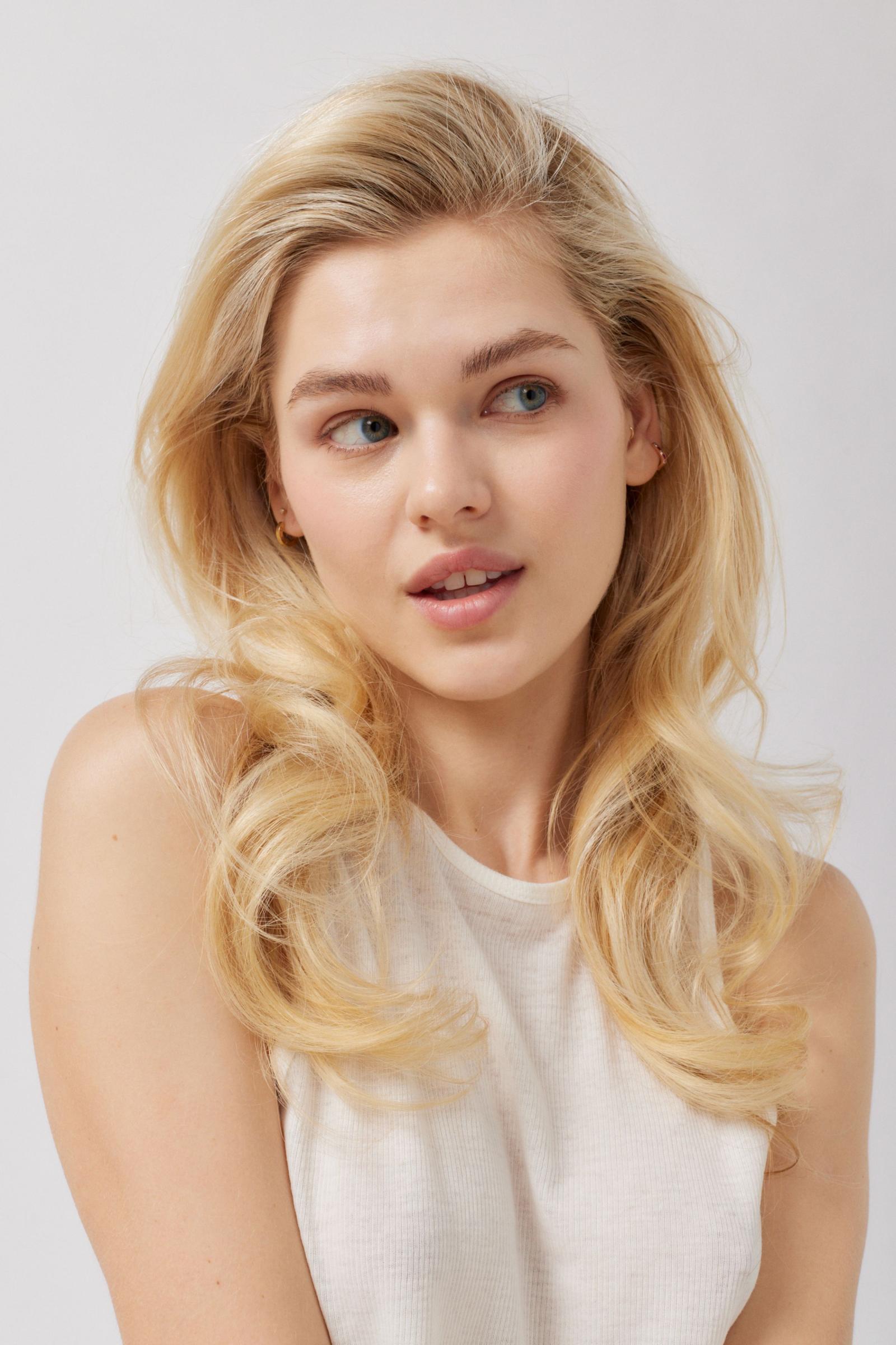 KITSCH Ceramic Thermal Roller Set Urban Outfitters Korea Clothing