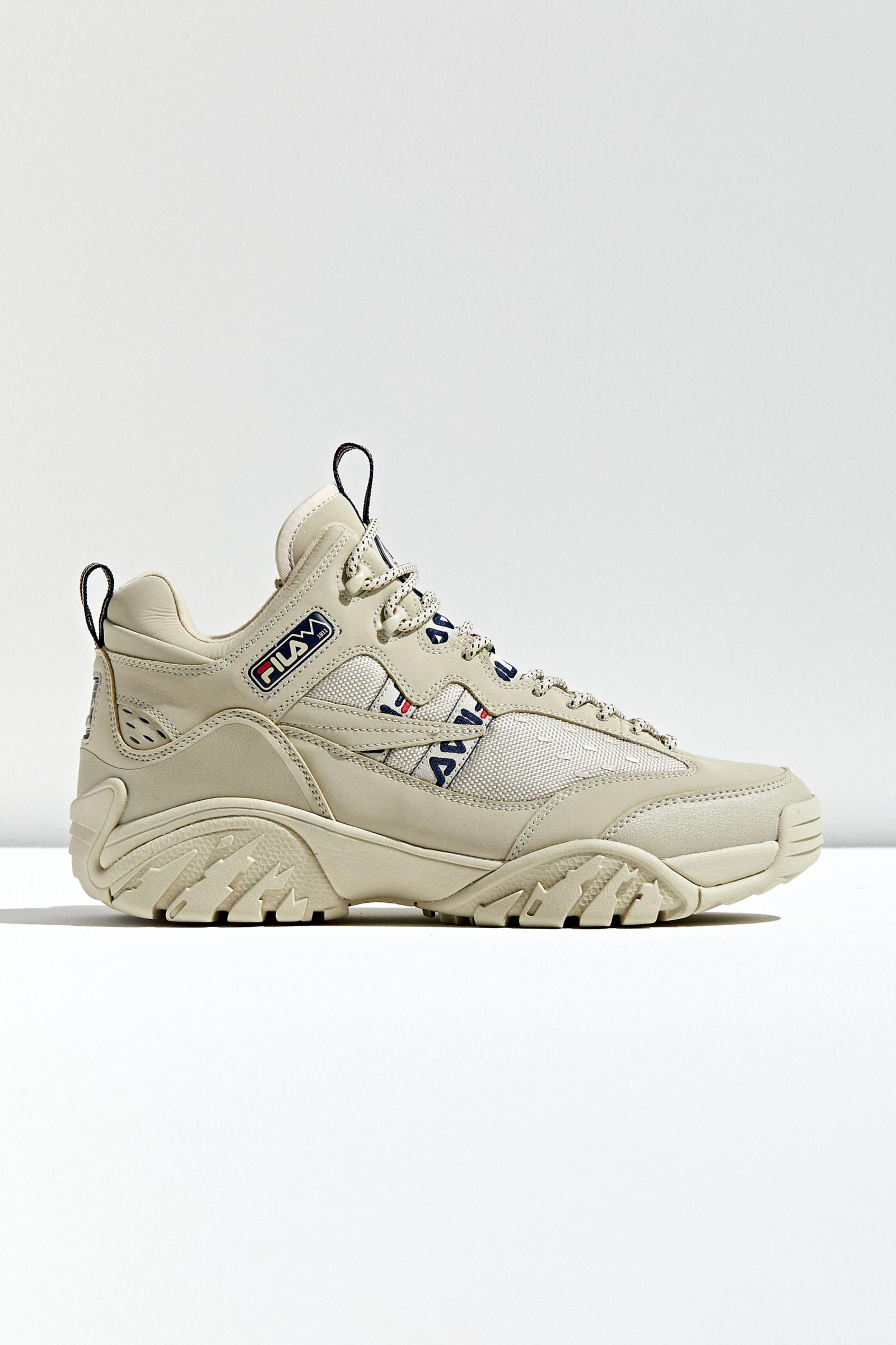 Urban Outfitters Fila Disruptor II Sneaker 10 5 Sneakers Urban Outfitters Fila Disruptor II Sneaker 10 5 Sneakers
