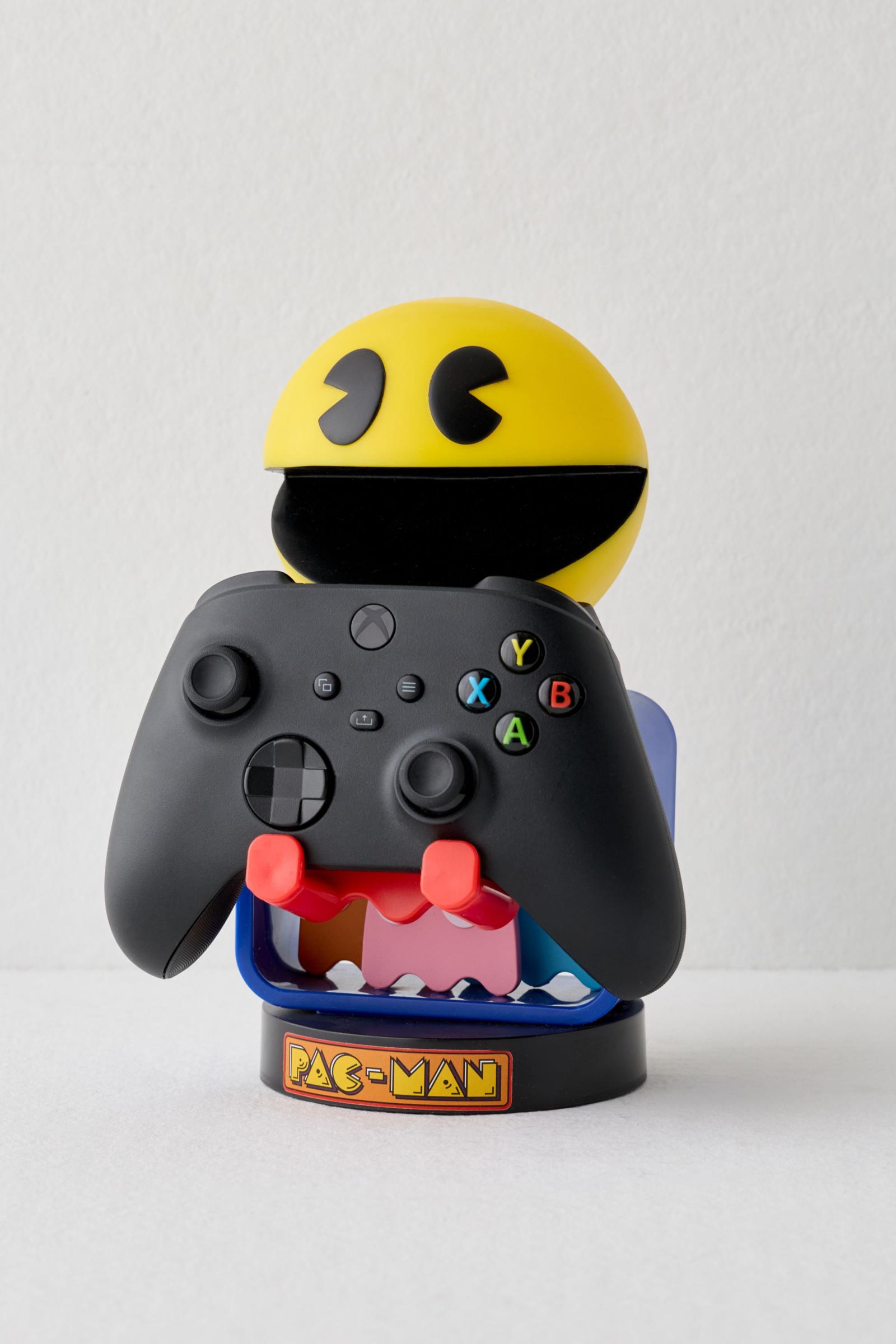 Pac-Man Cable Guy Controller Holder | Urban Outfitters Korea 