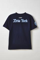 ★米国発*UrbanOutfitters*新作*Pro Standard NY YankeesTシャツ Pro Standard UO Exclusive MLB New York Yankees Team Logo Tee