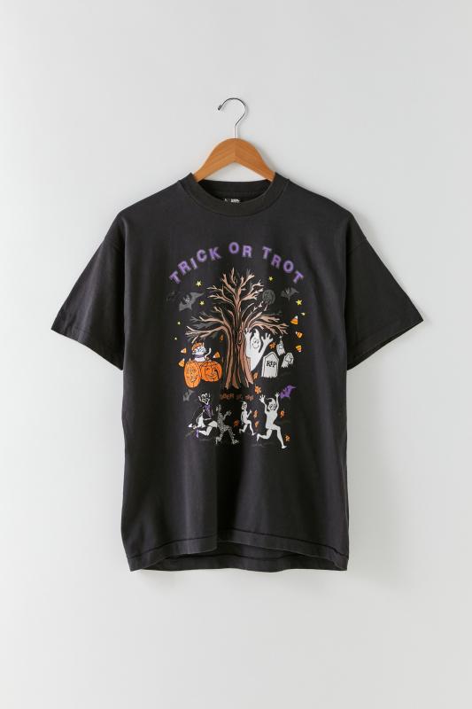 halloween graphic t