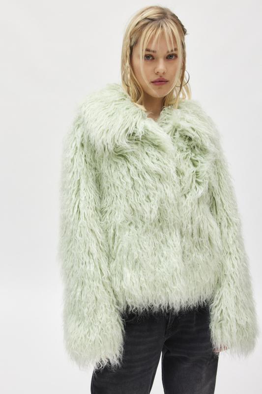 yo BIOTOP Cropped fur coat Opulent Faux Fur Cropped Jacket - Ivory