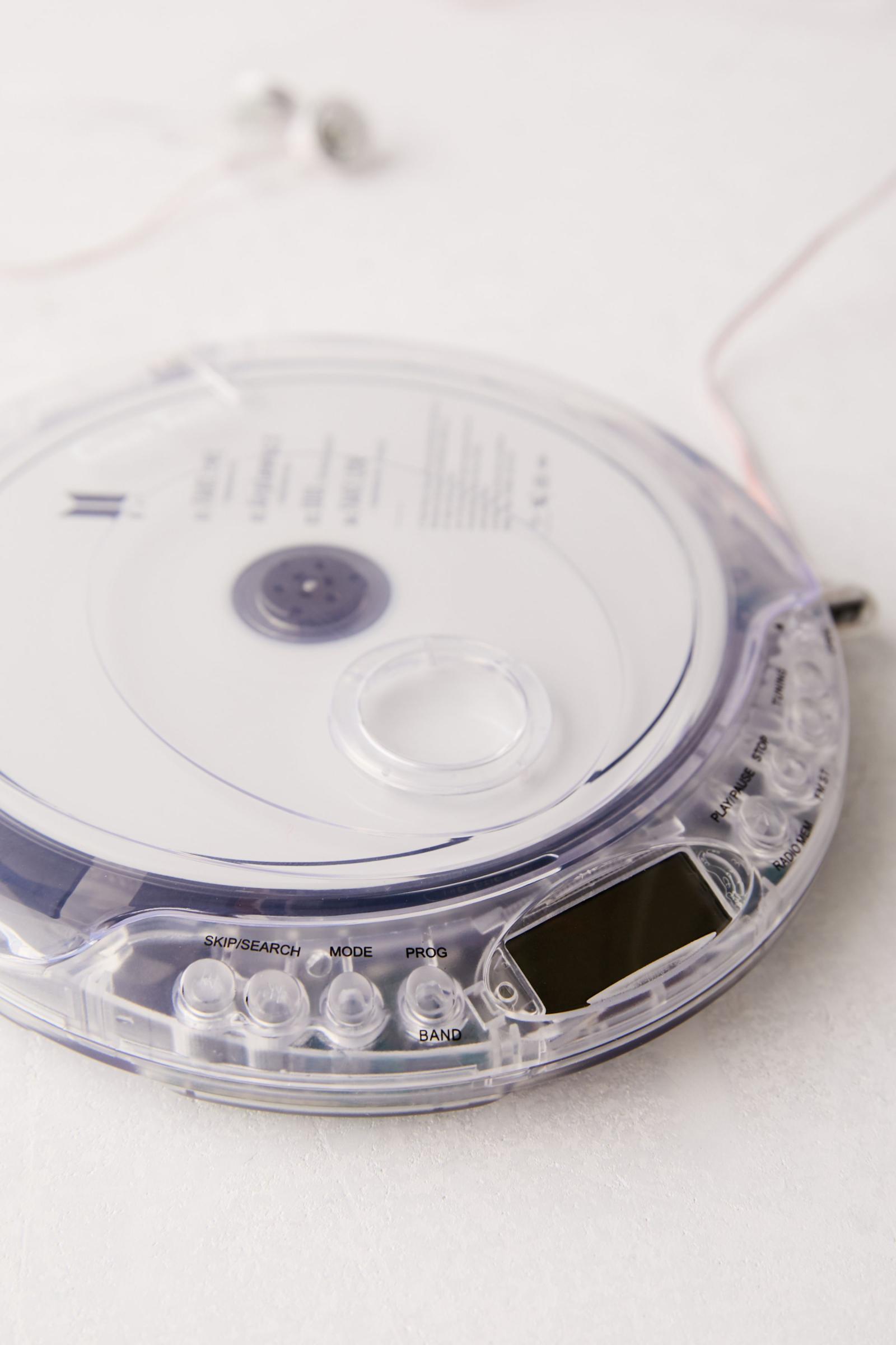 Clear Tech Compact 라디오 + CD 플레이어 어반 아웃피터스 코리아