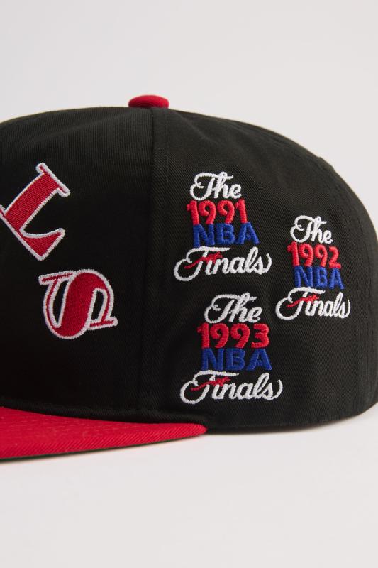 mitchell and ness bulls finals hat