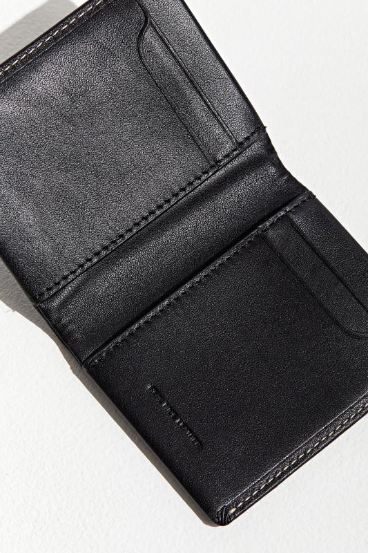 Status Anxiety Edwin BiFold Wallet 어반 아웃피터스 코리아