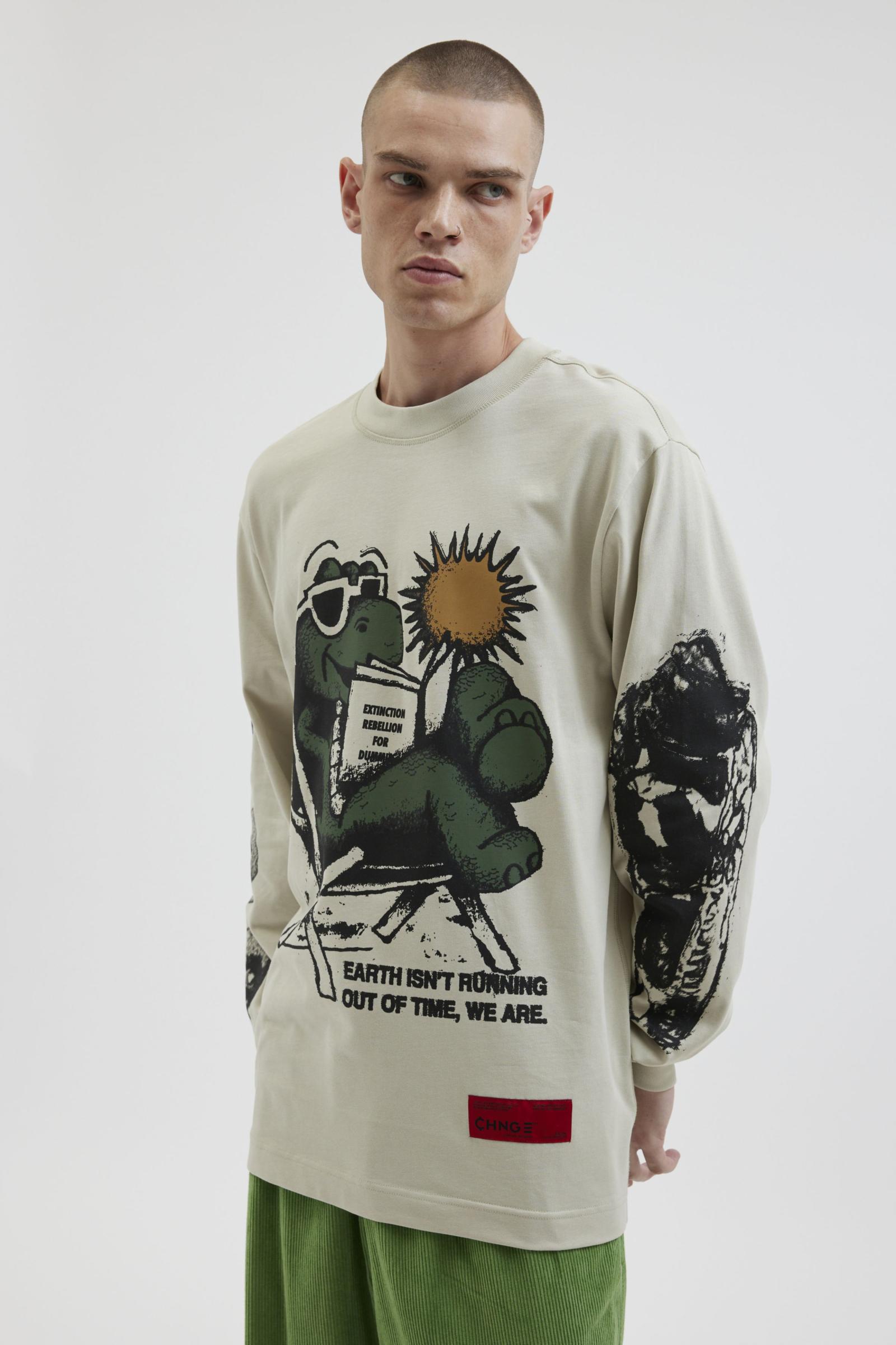CHNGE Earth Time Long Sleeve Graphic Tee | Urban Outfitters Japan ...