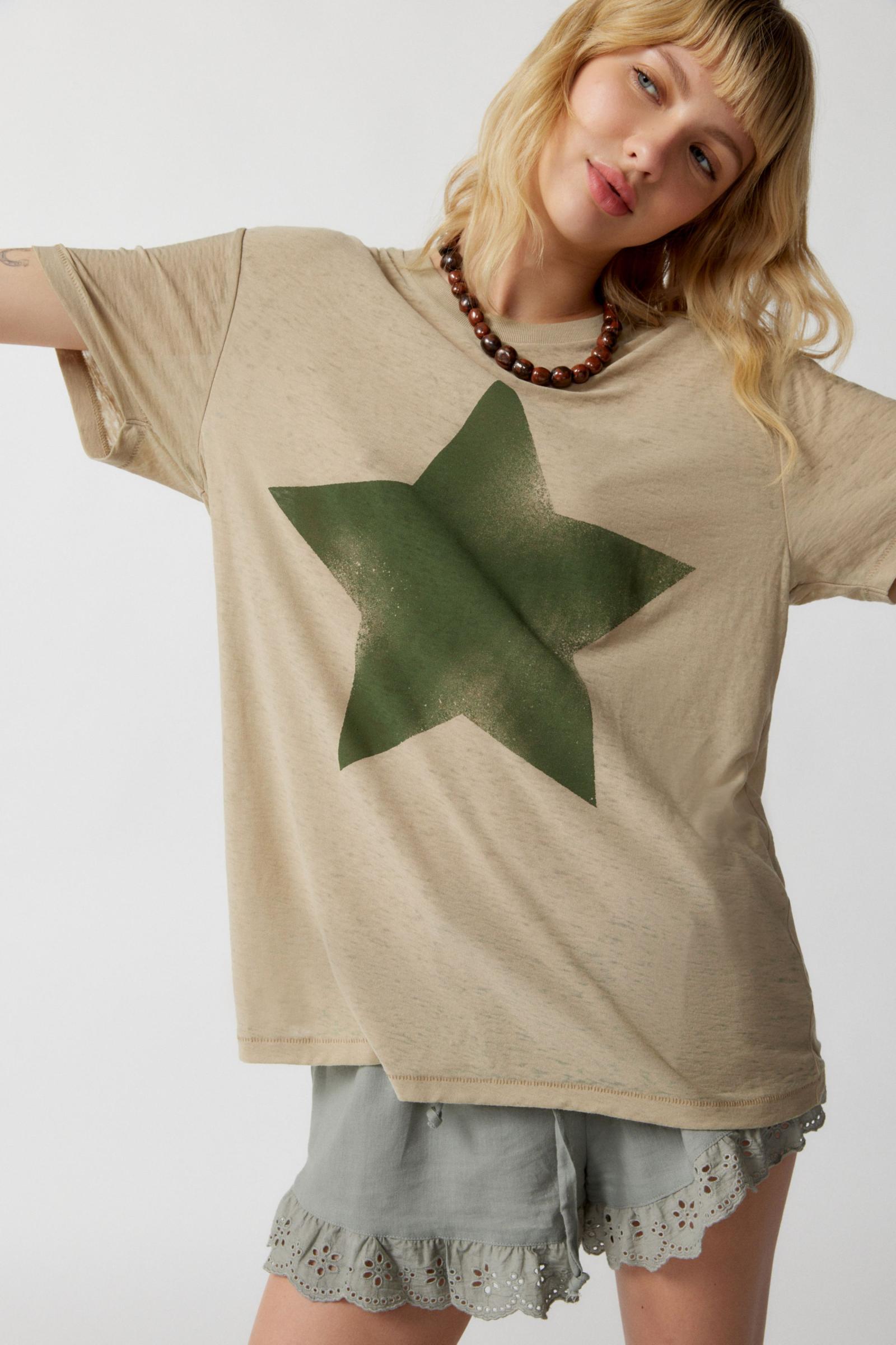 UO Star Boyfriend Graphic Tee Urban Outfitters Korea Clothing