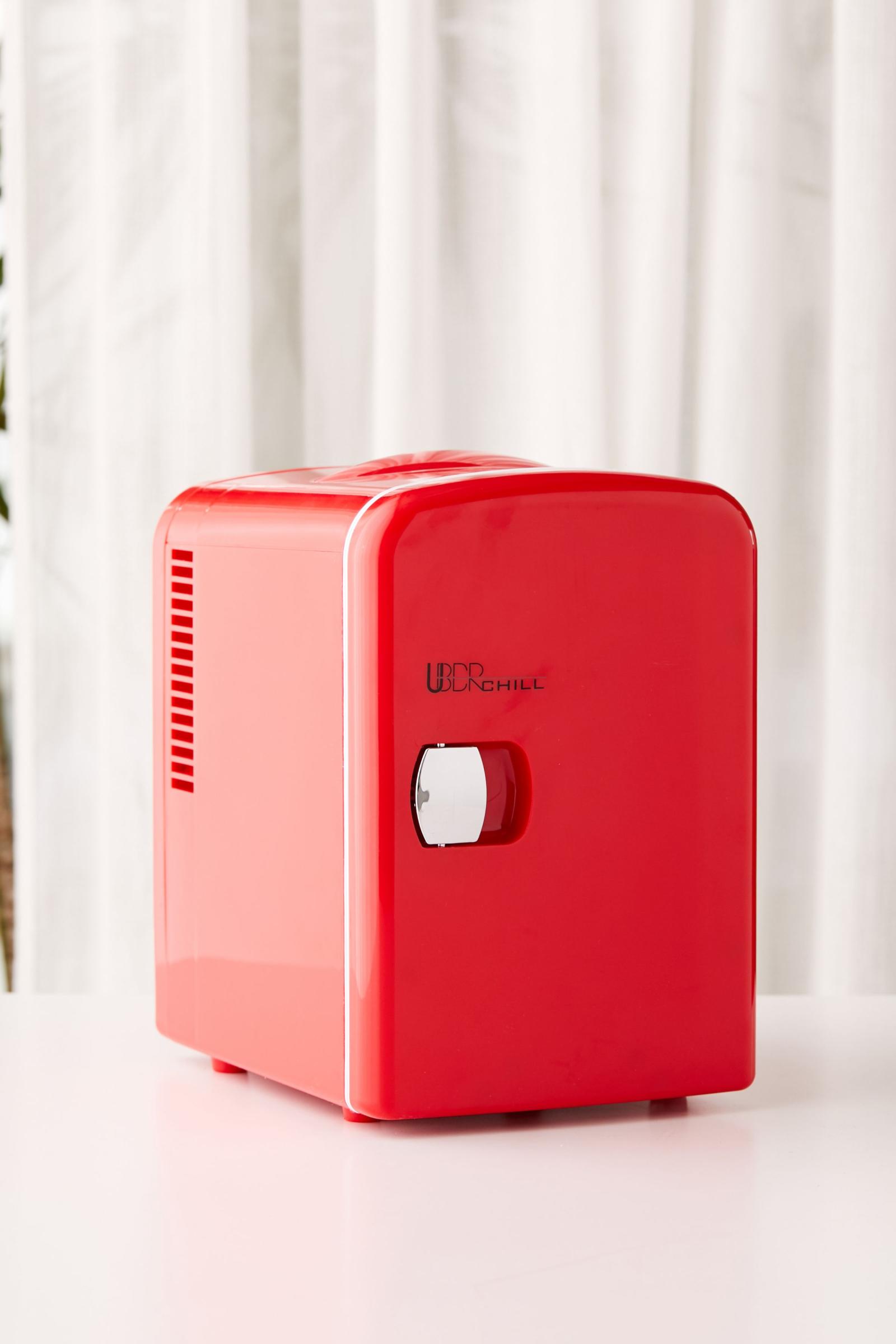 Uber Appliance 4L Mini Beauty Refrigerator Urban Outfitters 日本