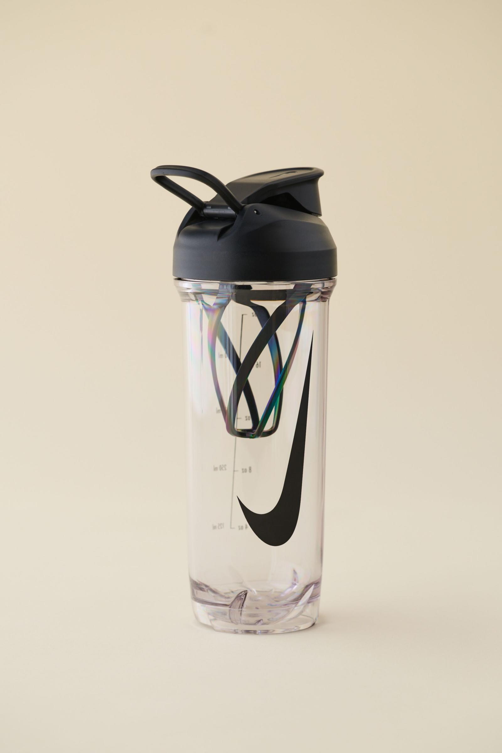 nike tr hypercharge 24 oz shaker bottle