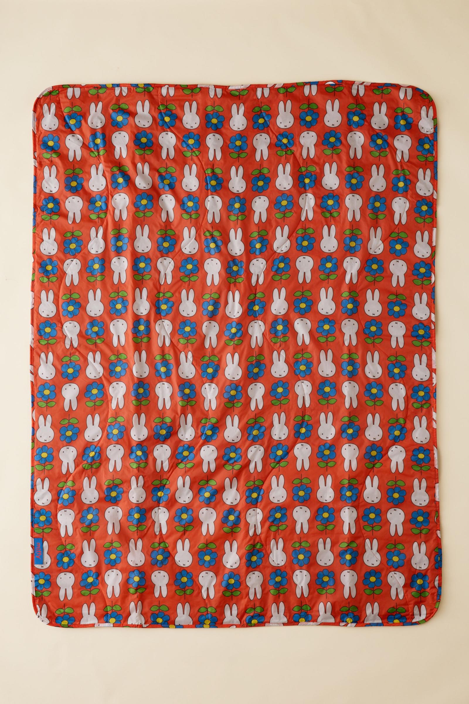 BAGGU ピクニック ブランケット　シート　敷物　Miffy ミッフィー BAGGU ピクニック ブランケット シート 敷物 Miffy ミッフィー