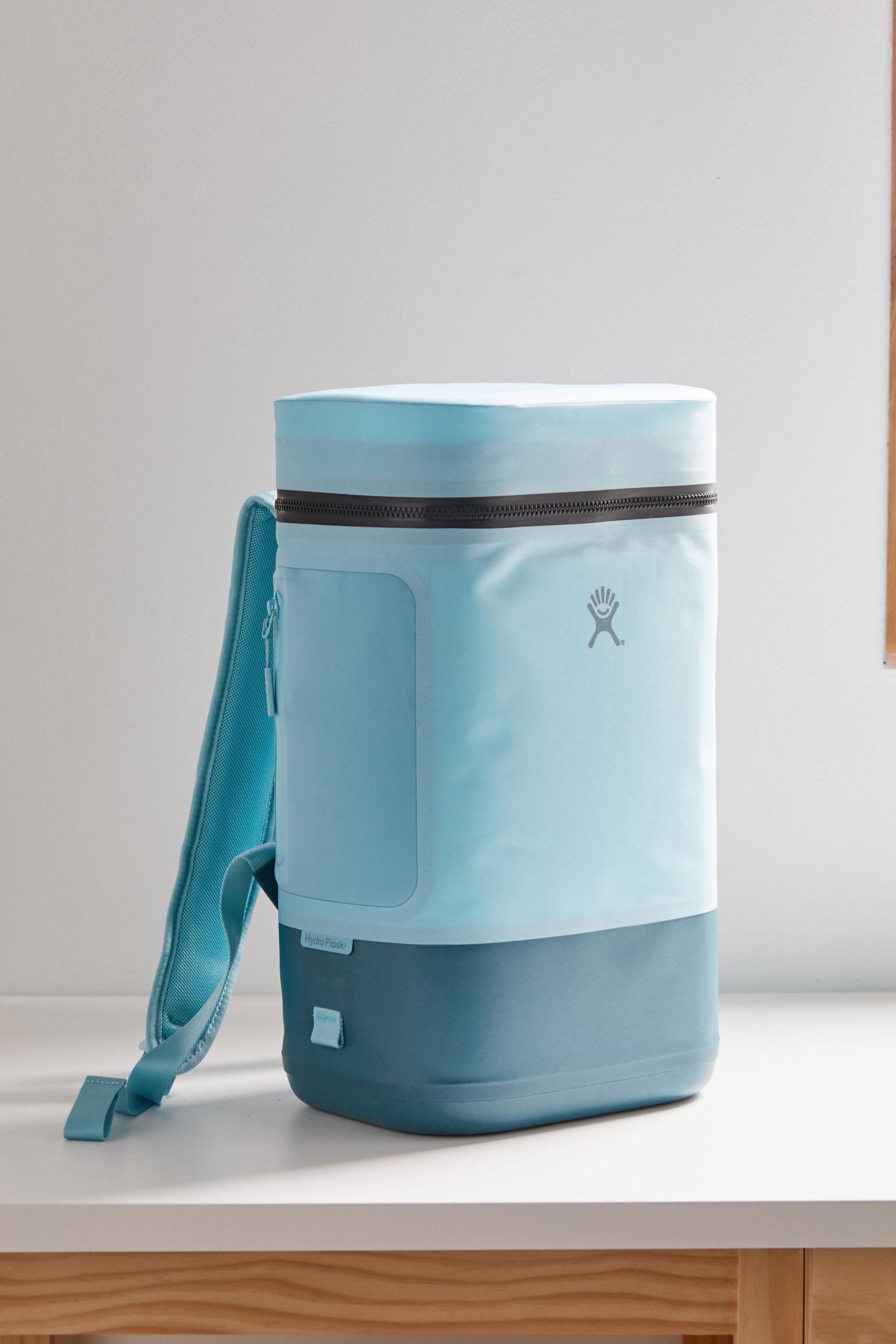 Hydro Flask 15L Soft Backpack Cooler 어반 아웃피터스 코리아