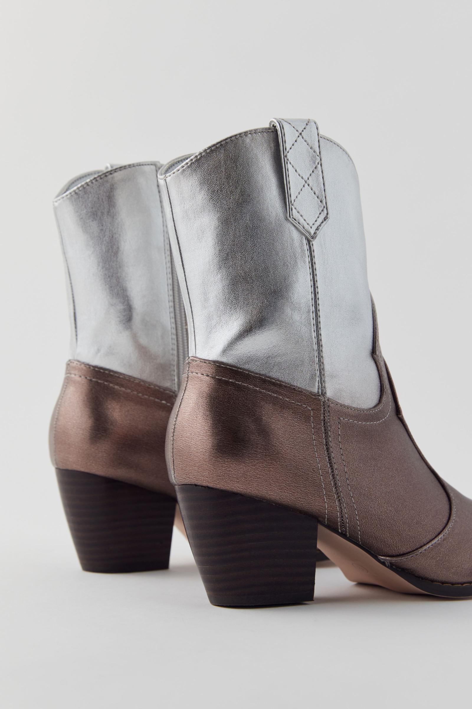 Coconuts by Matisse Coconuts By Matisse Footwear Bambi Ombre Cowboy Boot