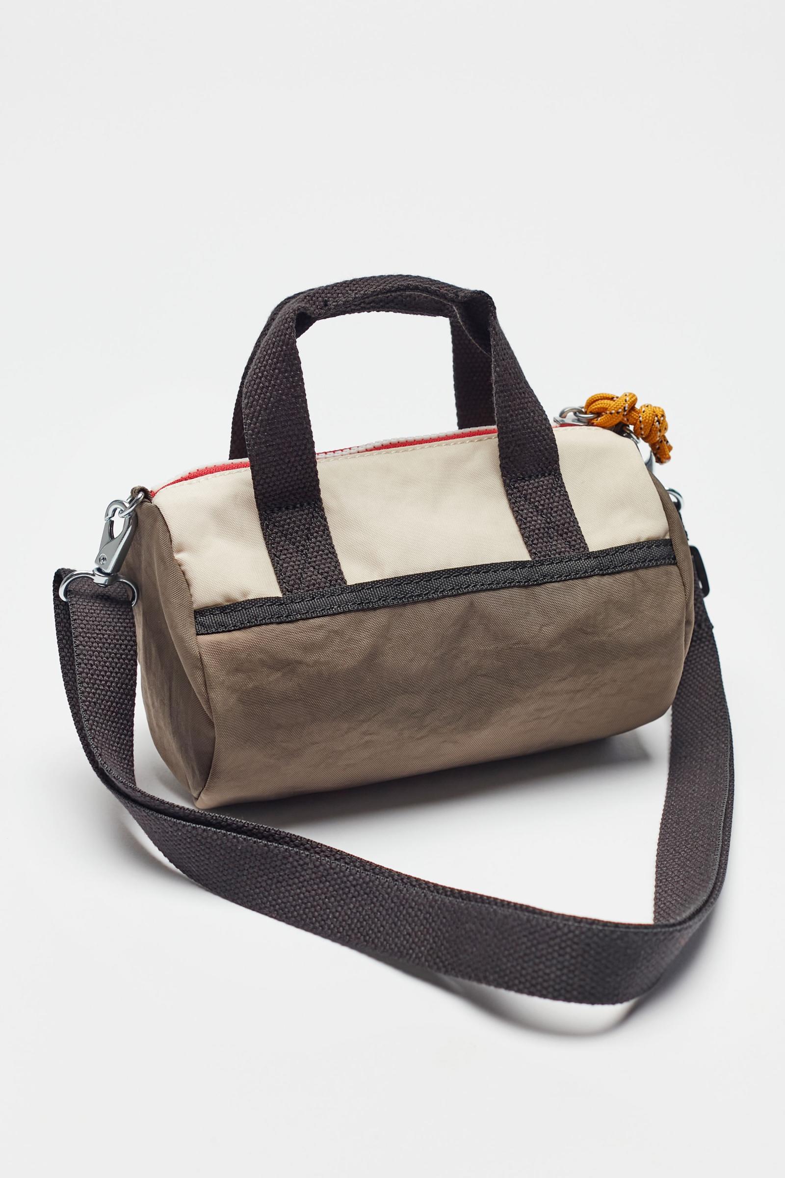  香港Urban Outfitters